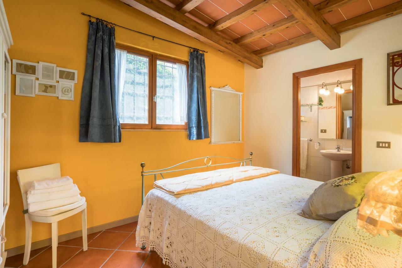 B&B Rosso Baccara Montevettolini 외부 사진